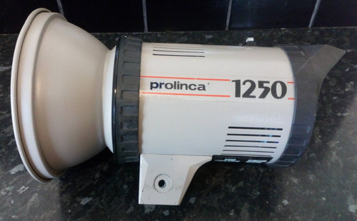 Prolinca 1250 studio flash - prolinca,