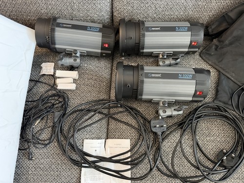 Neewer 300w studio flash - n-300w,